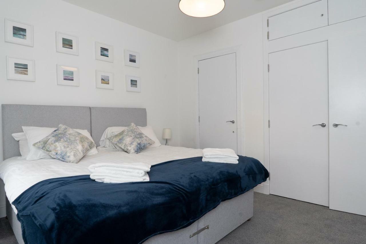 Greenstar Apartments - 2 Minute Walk Away Into City Centre - 6 Individual Flats - Next To Abertay University - 1 Bed 2 Bed & 3 Bedroom Flats - Fully Equipped - Short - Mid - Long Stays Welcome ダンディー エクステリア 写真