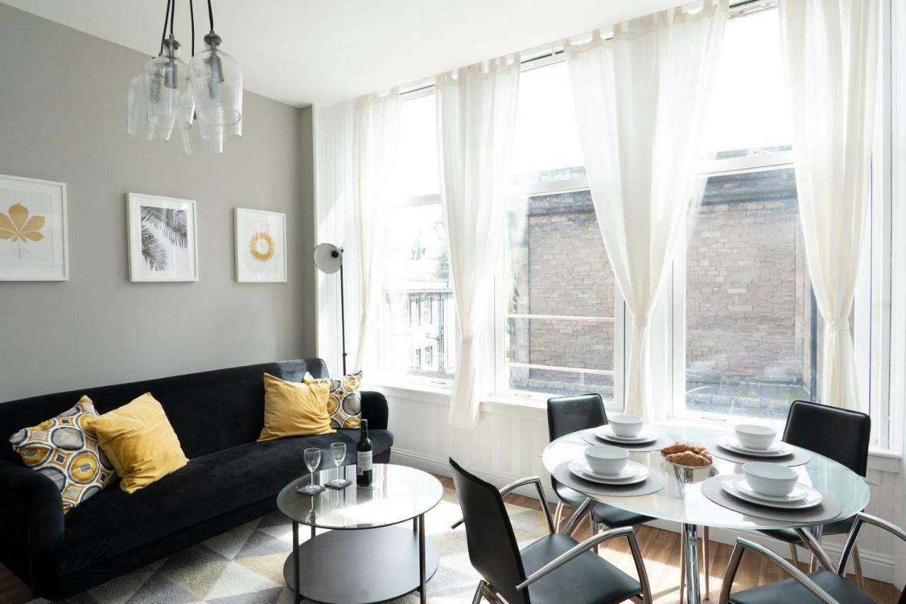 Greenstar Apartments - 2 Minute Walk Away Into City Centre - 6 Individual Flats - Next To Abertay University - 1 Bed 2 Bed & 3 Bedroom Flats - Fully Equipped - Short - Mid - Long Stays Welcome ダンディー エクステリア 写真