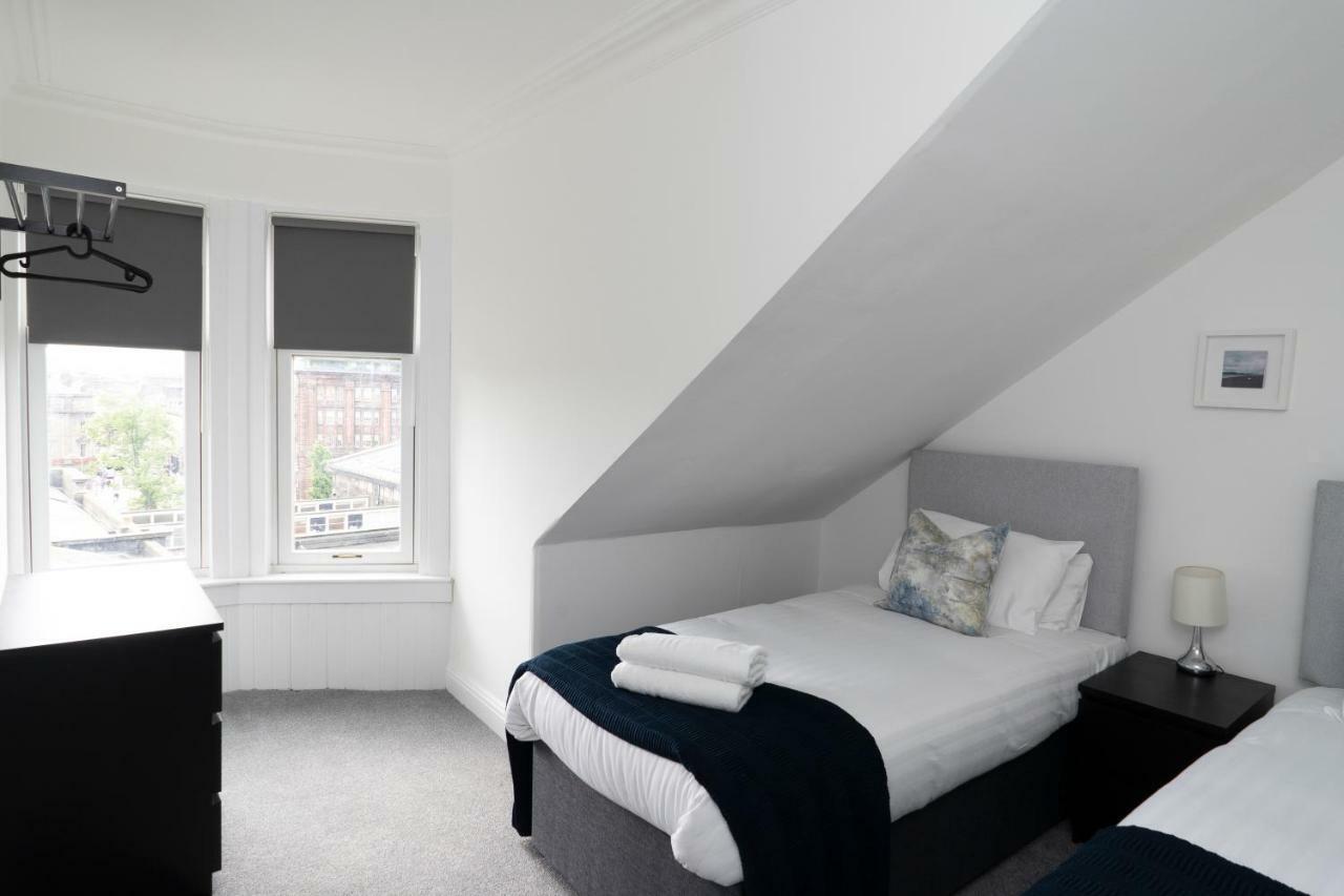 Greenstar Apartments - 2 Minute Walk Away Into City Centre - 6 Individual Flats - Next To Abertay University - 1 Bed 2 Bed & 3 Bedroom Flats - Fully Equipped - Short - Mid - Long Stays Welcome ダンディー エクステリア 写真